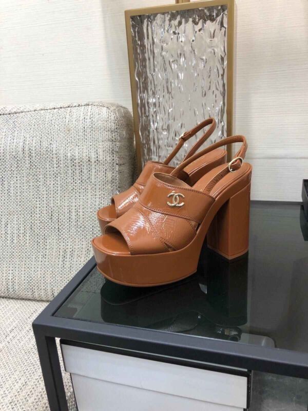 Chanel Women shoes - Image 4