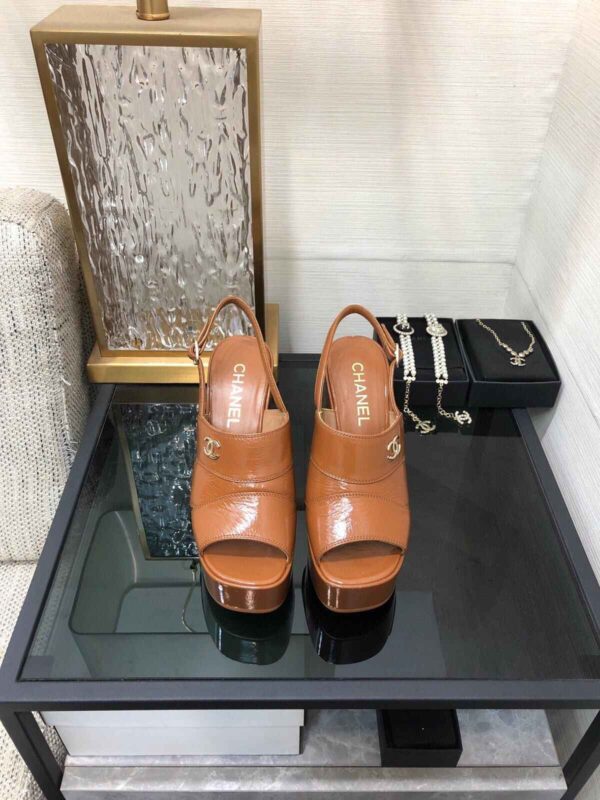 Chanel Women shoes - Image 5