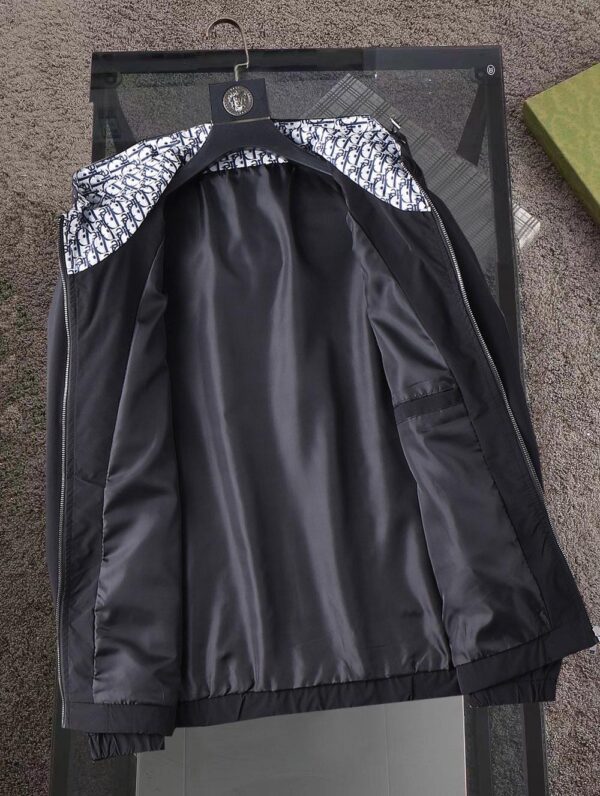 Gucci Men Jackets - Image 10
