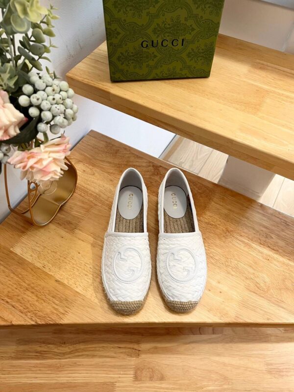 Gucci Women Shoes