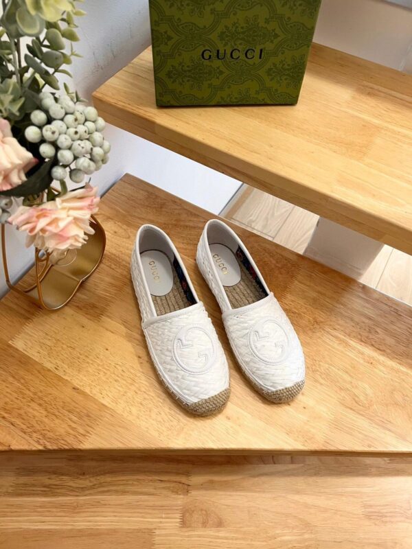 Gucci Women Shoes - Image 2